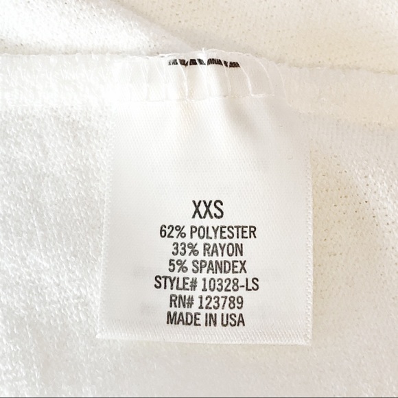 NWT Francesca's Jun & Ivy Ivory V-Neck Tie Front Top - Picture 12 of 16